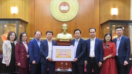 Nghĩa tình cả nước hướng về đồng bào vùng lũ