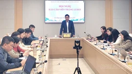 Hội nghị báo cáo viên tháng 12 năm 2025