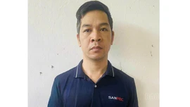 Khởi tố nhân viên công ty giao hàng nhanh về tội “tham ô tài sản”
