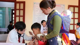 Lào Cai đẩy mạnh chăm sóc sức khoẻ cho đồng bào dân tộc thiểu số