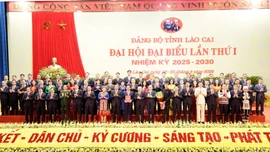 Xây dựng tỉnh Lào Cai trở thành cực tăng trưởng, trung tâm kết nối giao thương kinh tế quốc tế, phát triển theo hướng xanh, hài hòa, bản sắc, hạnh phúc