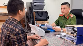 Khởi tố đối tượng mua hơn 33.000 quyển sách giáo khoa giả về bán