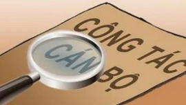 Tẩy chay kiểu cán bộ “phông bạt”, làm màu