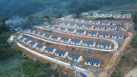 Niềm vui mới của người dân vùng lũ