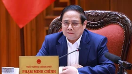 Tìm những điểm đột phá để xây dựng 2 nghị quyết của Bộ Chính trị về giáo dục - đào tạo và chăm sóc sức khỏe nhân dân