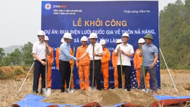 Khởi công xây dựng công trình cấp điện lưới quốc gia về thôn Nả Háng, xã Chế Tạo