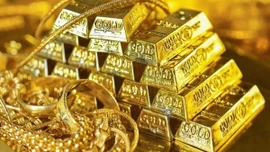 Giá vàng lên 130,6 triệu/lượng, cao hơn thế giới gần 20 triệu đồng