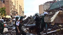 Đoàn Việt Nam đưa 11 nạn nhân động đất tại Venezuela ra khỏi đống đổ nát