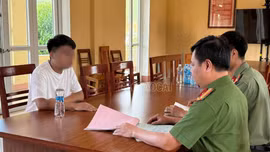 Công an xã Phúc Lợi xử phạt TikToker phát ngôn sai sự thật về Mặt trận Tổ quốc Việt Nam