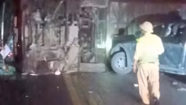 Tai nạn liên hoàn trên cao tốc Nội Bài - Lào Cai khiến 5 người bị thương