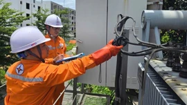 THÔNG CÁO BÁO CHÍ: THÁNG 6, EVNNPC GHI NHẬN MỨC TIÊU THỤ ĐIỆN TĂNG CAO – CẢNH BÁO TỪ THỜI TIẾT CỰC ĐOAN VÀ THÓI QUEN SỬ DỤNG ĐIỆN