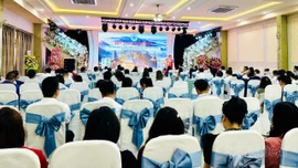 Gần 300 đại biểu tham dự hội thảo về vai trò phục hồi chức năng sau đột quỵ não, tổn thương tủy sống