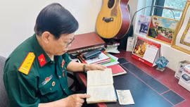 Giữ lửa ký ức qua những dòng nhật ký bạc màu 