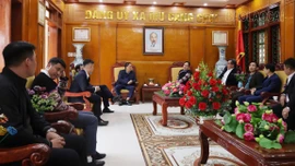 Phó Bí thư Thường trực Tỉnh ủy Hoàng Giang thăm và làm việc với Đảng ủy xã Mù Cang Chải