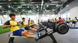 Bóng đá Việt Nam chờ nguồn lực mới