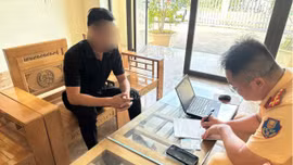 Lào Cai: Xử phạt tài xế xe đầu kéo vượt xe không đúng quy định qua clip trên mạng xã hội