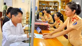 Chậm nộp phạt vi phạm giao thông có sao không?