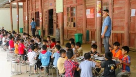 Chủ trương nhân văn, góp phần tạo dựng vành đai tri thức bền vững nơi biên cương