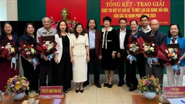 Trao giải Cuộc thi viết ký chủ đề "Vì một Lào Cai xanh, hài hòa, bản sắc và hạnh phúc" năm 2025