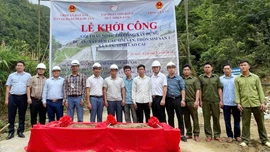Khởi công xây dựng cầu Sim San (xã Y Tý)