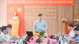 Đoàn giám sát số 08 của Tỉnh Lào Cai làm việc với xã Dương Quỳ