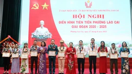 Phường Lào Cai và xã Văn Bàn khen thưởng các điển hình tiên tiến giai đoạn 2020 - 2025 