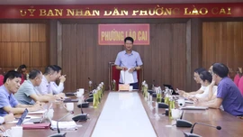 Phó Chủ tịch UBND tỉnh Nguyễn Thế Phước làm việc với một số địa phương về công tác giải phóng mặt bằng dự án đường sắt Lào Cai – Hà Nội – Hải Phòng