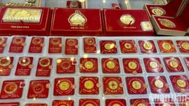 Giá vàng ngày 18/5: Vàng miếng SJC giảm xuống mức 118,5 triệu đồng/lượng