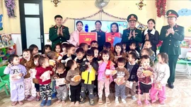 Nậm Tông: Tình quân dân bền chặt như đá núi