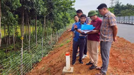 Bàn giao mốc giải phóng mặt bằng các nhà ga tuyến đường sắt Lào Cai - Hà Nội - Hải Phòng
