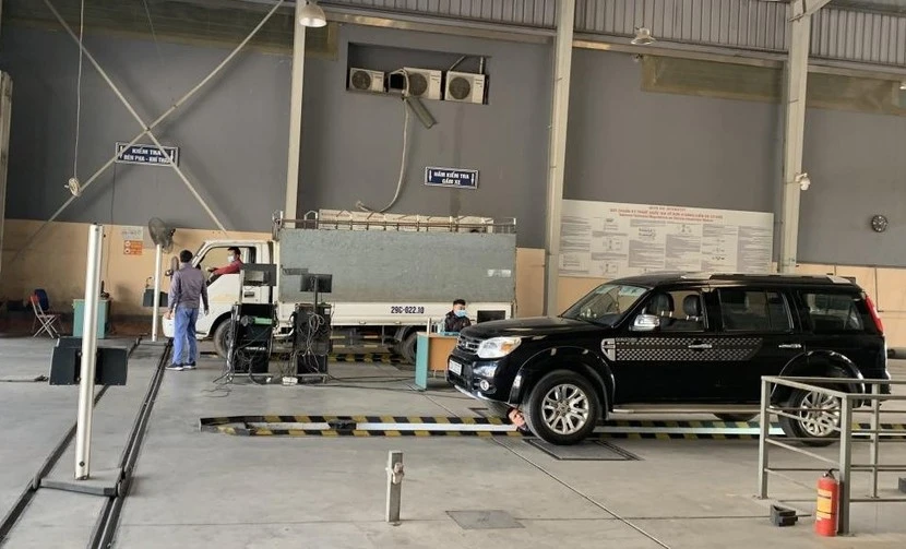 Từ 1/3, quy trình kiểm tra khí thải đối với ô tô sử dụng động cơ đốt trong sẽ nghiêm ngặt hơn