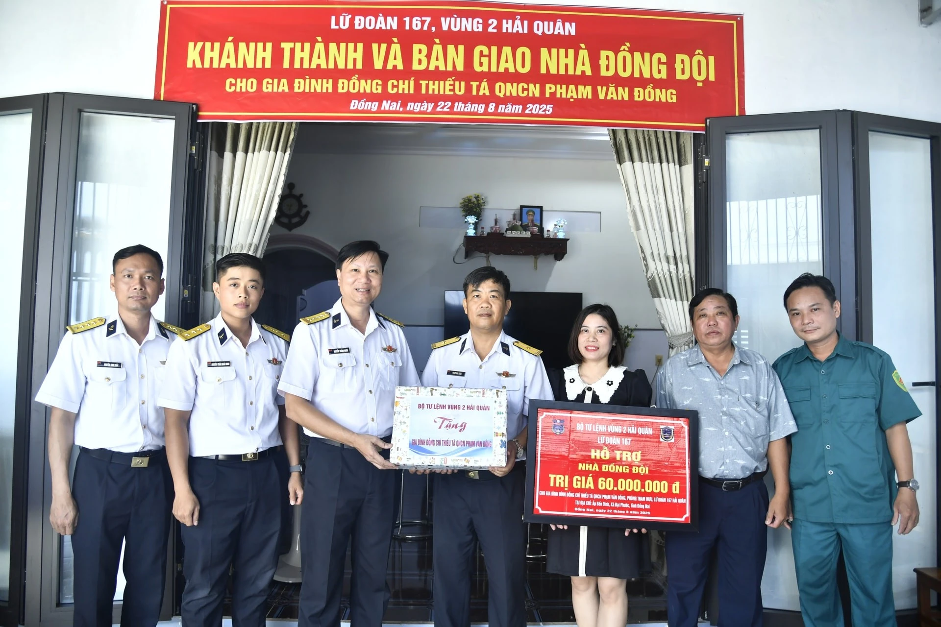 Khánh thành và bàn giao nhà đồng đội cho quân nhân Phạm Văn Đồng, Lữ đoàn 167, Vùng 2.