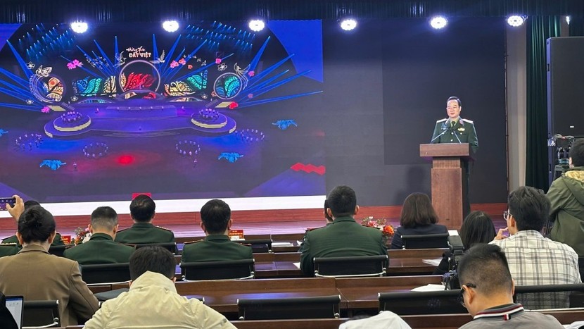 Buổi họp báo thông tin về chương trình "Đường xuân đất Việt" 2026.