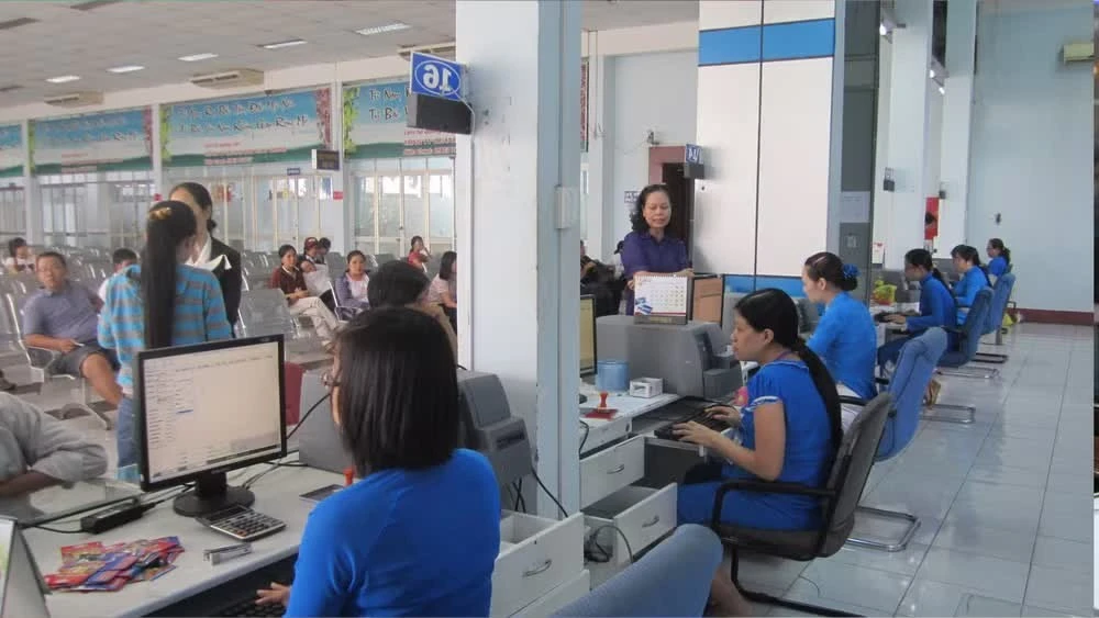 Ảnh minh họa: Tân sinh viên nhập học năm 2026 và người thân đi cùng được giảm 10% giá vé tàu. (Nguồn: vr.com.vn)