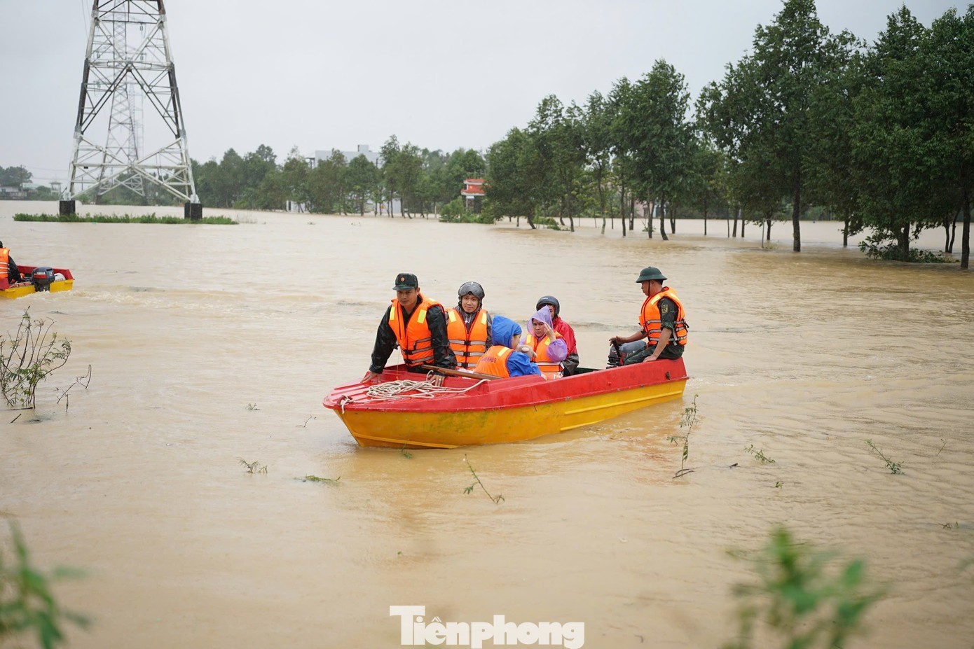 Đà Nẵng là địa phương chịu thiệt hại nặng nề nhất do mưa lũ.