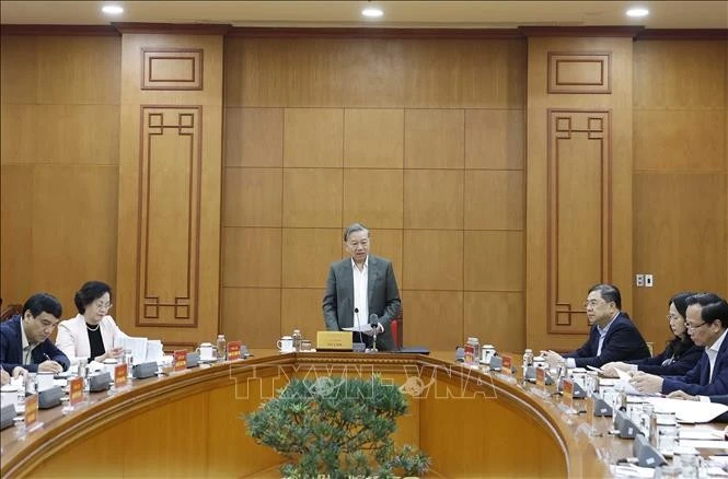 Tổng Bí thư Tô Lâm phát biểu tại Trụ sở Trung ương Đảng về tình hình thực hiện chủ trương, chính sách, chế độ đối với người có công với cách mạng; công tác tìm kiếm, quy tập và xác định danh tính hài cốt liệt sỹ, chiều 16/12.