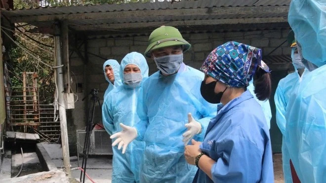 Thứ trưởng Bộ NN&amp;MT Phùng Đức Tiến kiểm tra công tác phòng chống dịch tả lợn châu Phi ở Lạng Sơn