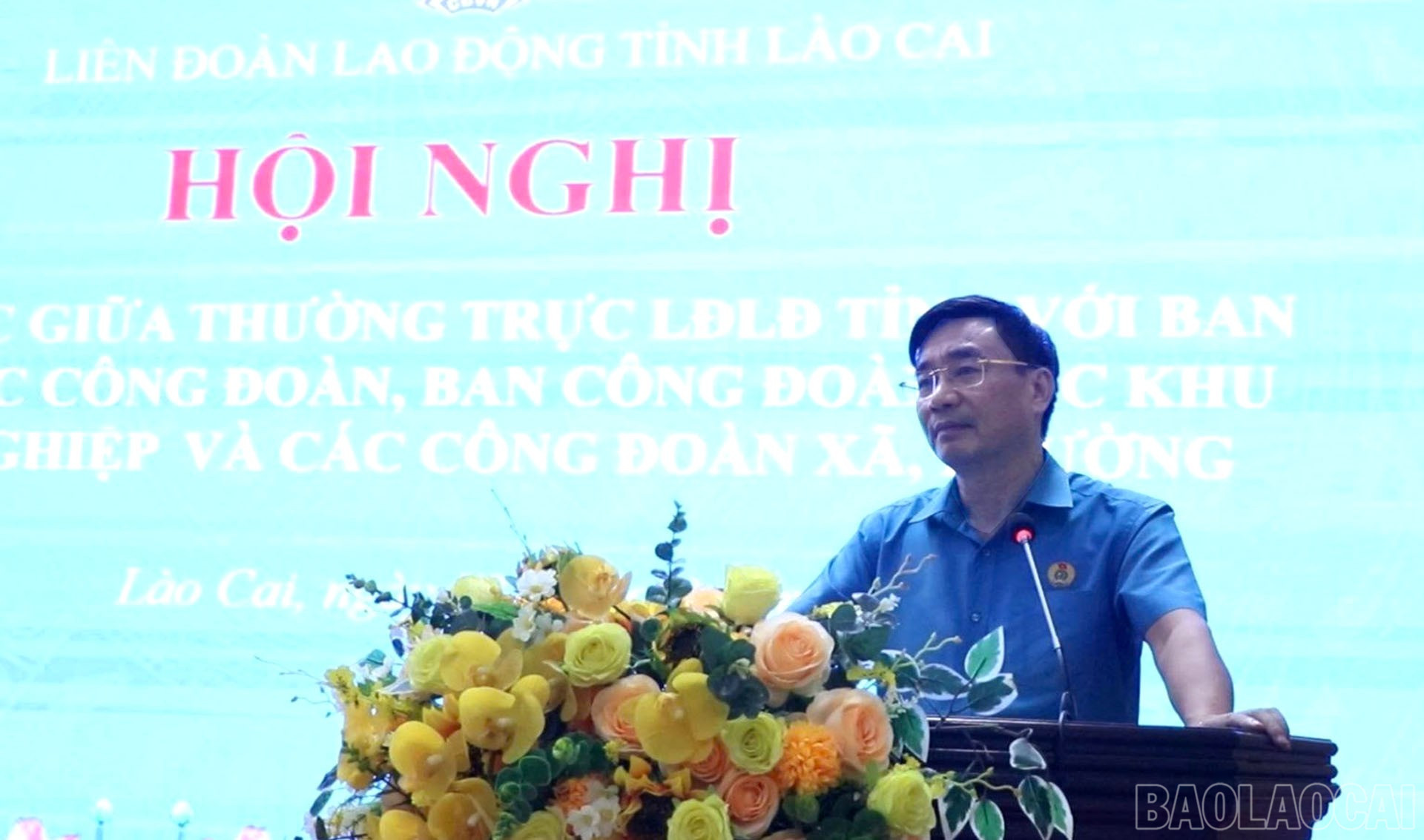 Đồng chí Nguyễn Chương Phát - Chủ tịch LĐLĐ tỉnh Lào Cai phát biểu kết luận Hội nghị. baolaocai-br_28-8-ongphat.jpg