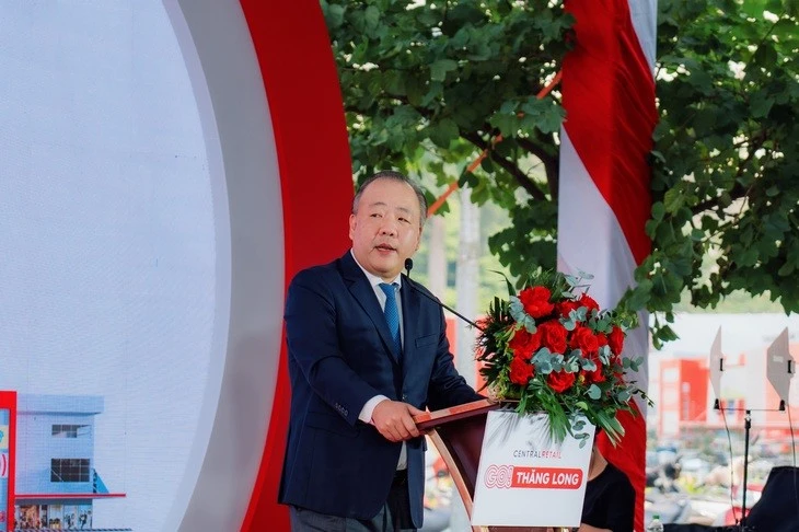 Ông Trần Hữu Linh.