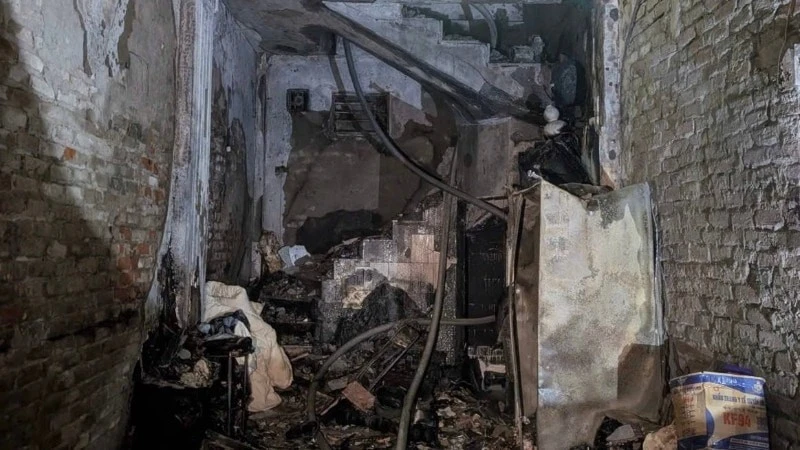 Hiện trường khu vực xảy ra cháy tại tầng 1 của ngôi nhà.