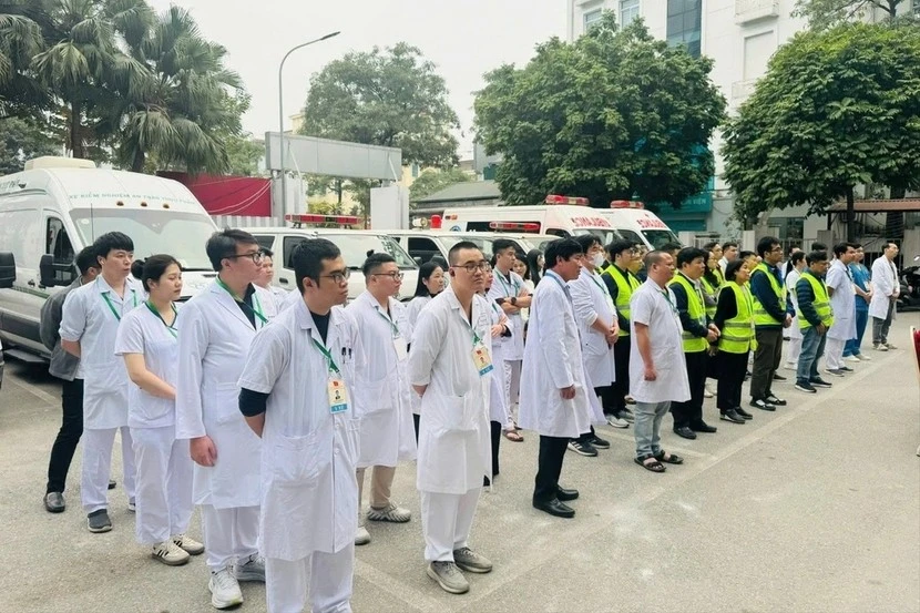 Ngành y tế Hà Nội ra quân, sẵn sàng phương án bảo đảm y tế cho ngày hội bầu cử.