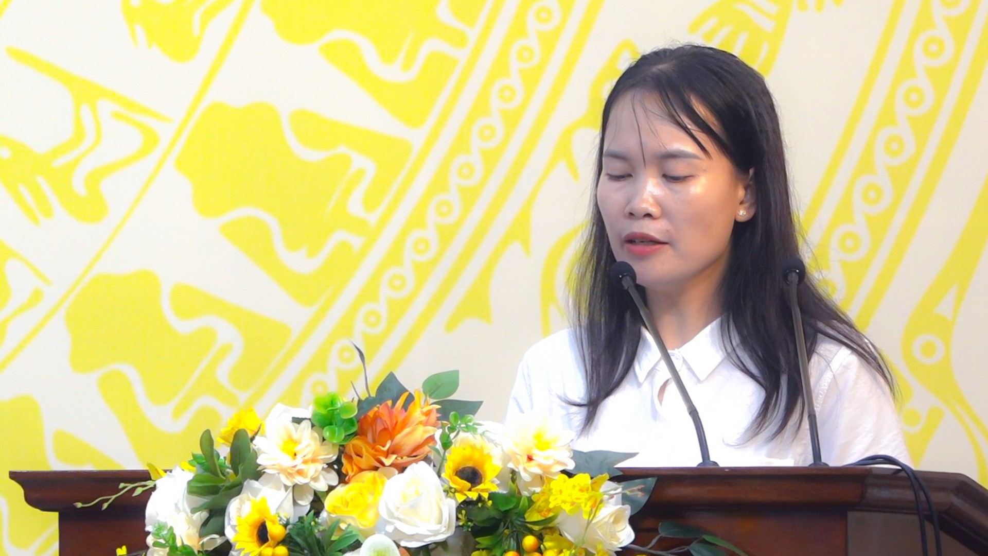 Đồng chí chủ tịch Ủy ban MTTQ Việt Nam xã Mậu A phát biểu tại buổi tổng duyệt. 27-8-ba-dung2.jpg