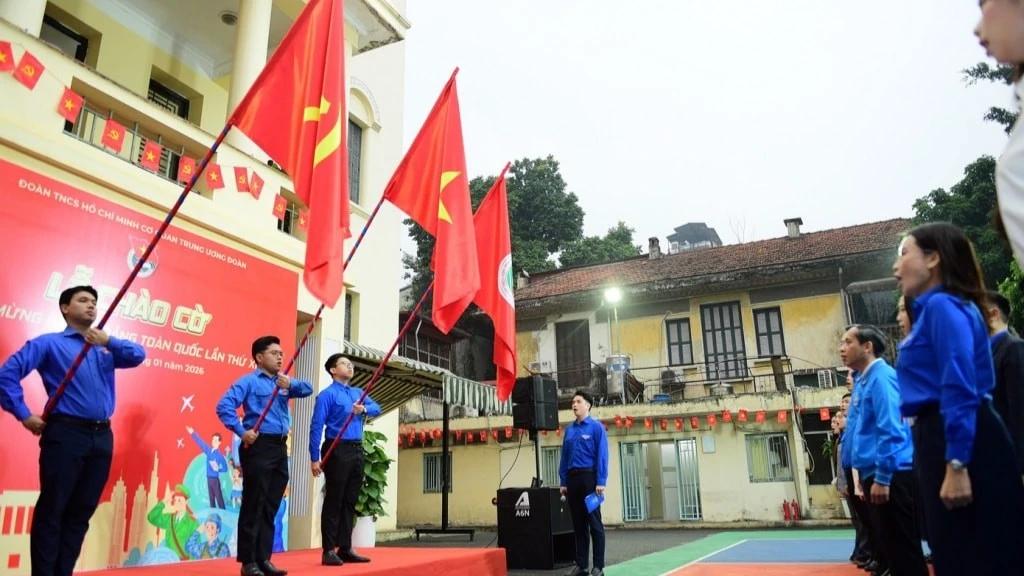 Lễ chào cờ tại trụ sở Trung ương Đoàn.