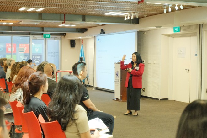 Nhà báo Tạ Bích Loan cho rằng dù công nghệ thay đổi, báo chí vẫn phải giữ vững các nguyên tắc cốt lõi: Tính khách quan, chính xác, minh bạch, công bằng, cân bằng và nhân văn.