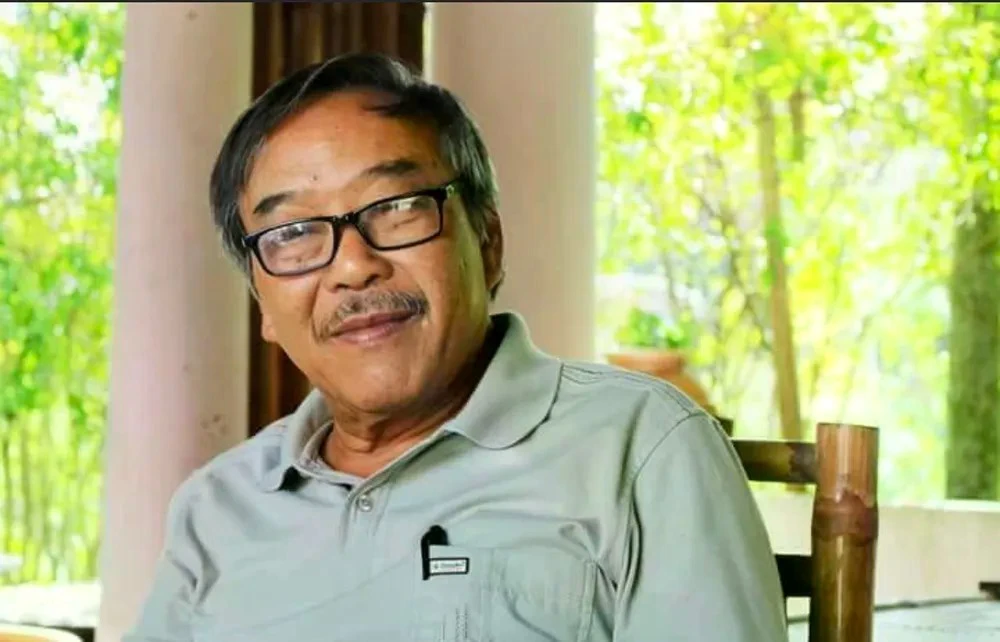 Nhạc sĩ Đinh Trầm Ca qua đời sáng 1/12.