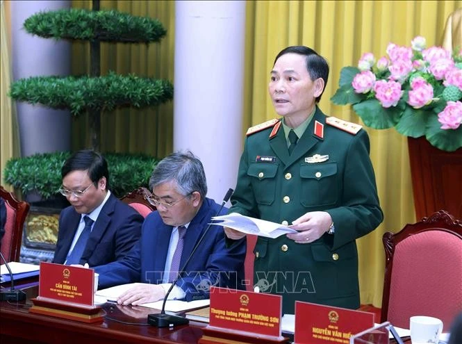 Thượng tướng Phạm Trường Sơn, Phó Tổng Tham mưu trưởng quân đội nhân dân Việt Nam phát biểu.