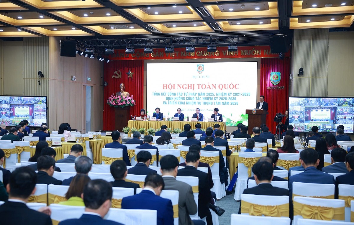 Toàn cảnh hội nghị.