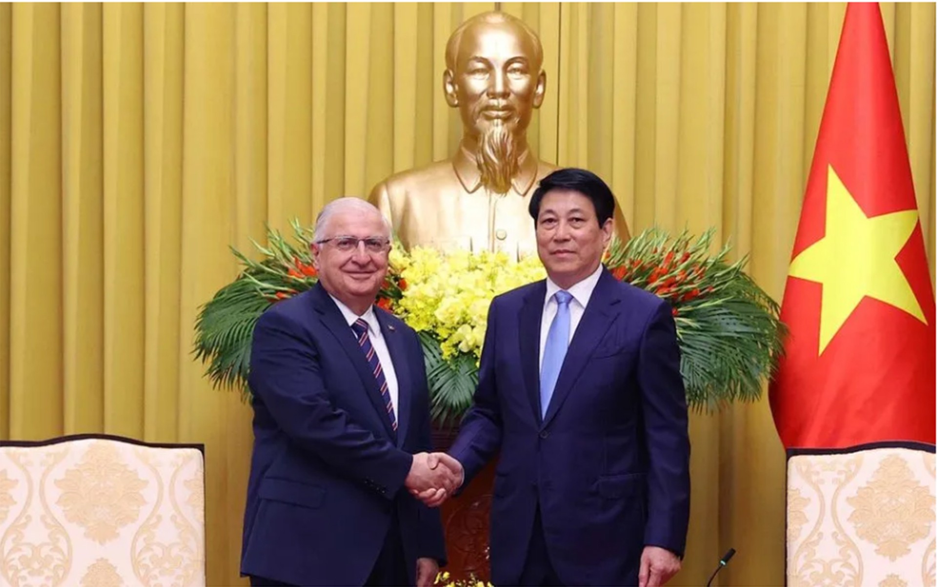 Chủ tịch nước Lương Cường tiếp Bộ trưởng Quốc phòng Thổ Nhĩ Kỳ. 11-9-ctn.jpg