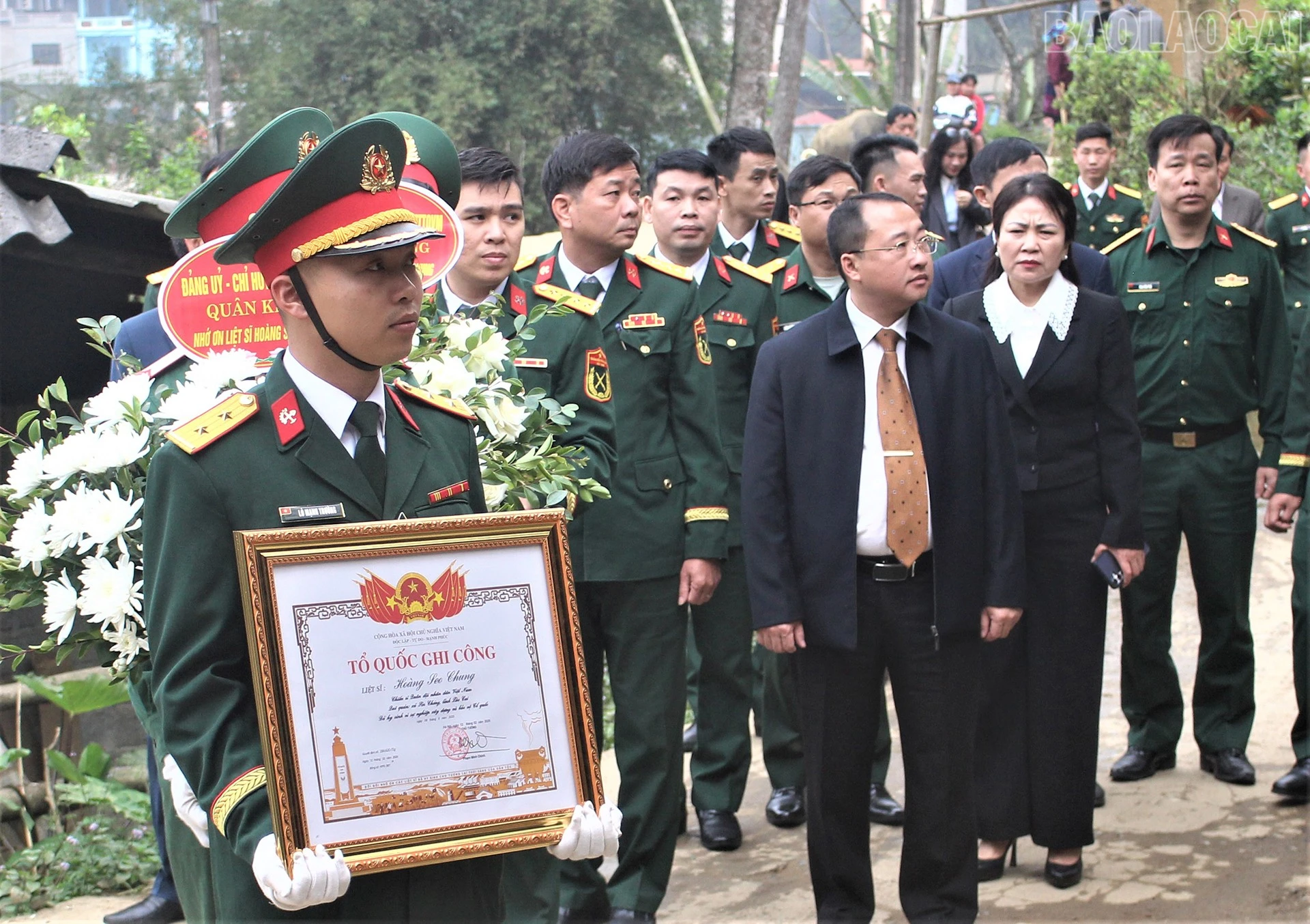 baolaocai-tr_19-3-trao3.jpg