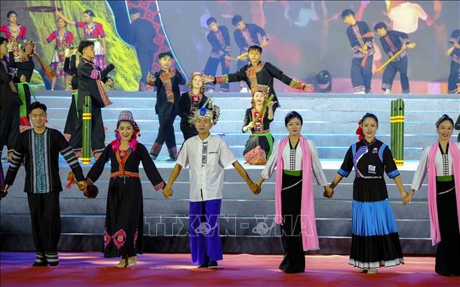 Một tiết mục tại chương trình nghệ thuật khai mạc Lễ hội.